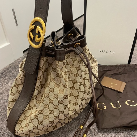 Gucci Bags in the good condition. Used a couple of times. - Picture 4 of 5